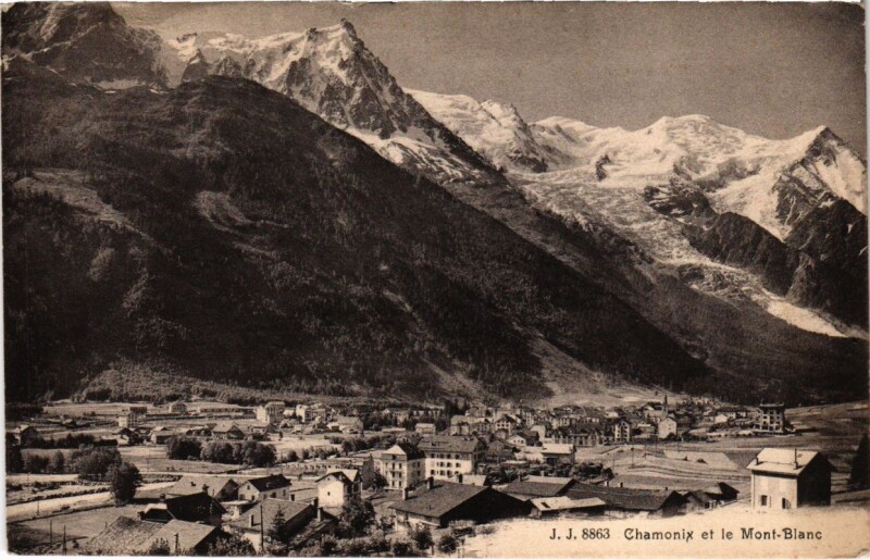 Carte postale ancienne Chamonix et le Mont-Blanc