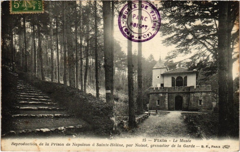 Carte postale ancienne Fixin - Le Musée repr. De la prison du Napoléon à Fixin