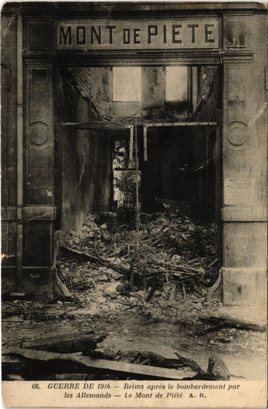 Carte postale ancienne Militaire - Reims apres le Bombardement par les Allemandes à Reims