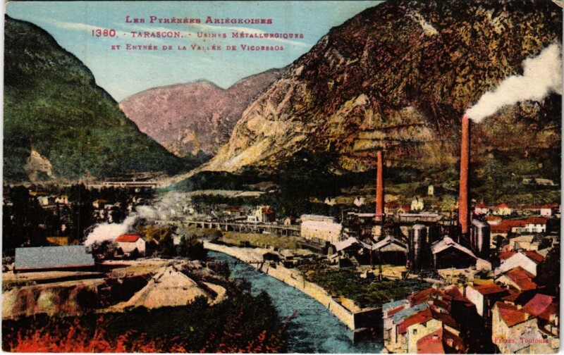 Carte postale ancienne Tarascon- Usine Metallurgiques et entree de la Vallee France