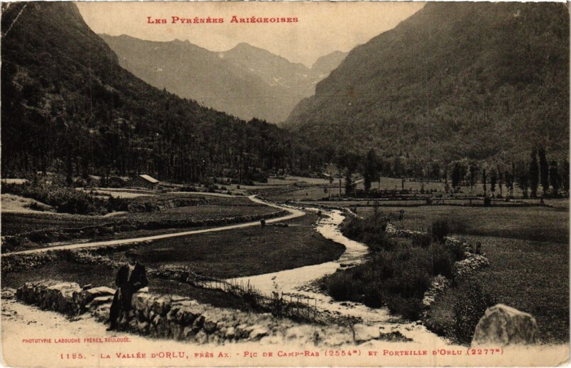 Carte postale ancienne La Vallee d'Orlu et Porteille d'Orlu France