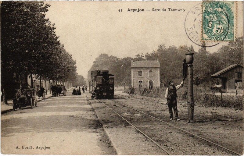 Carte postale ancienne Arpajon gare du Tramway Tram Vapeur à Arpajon