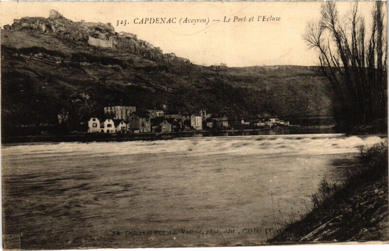 Carte postale ancienne Capdenac - Le Port et l'Ecluse