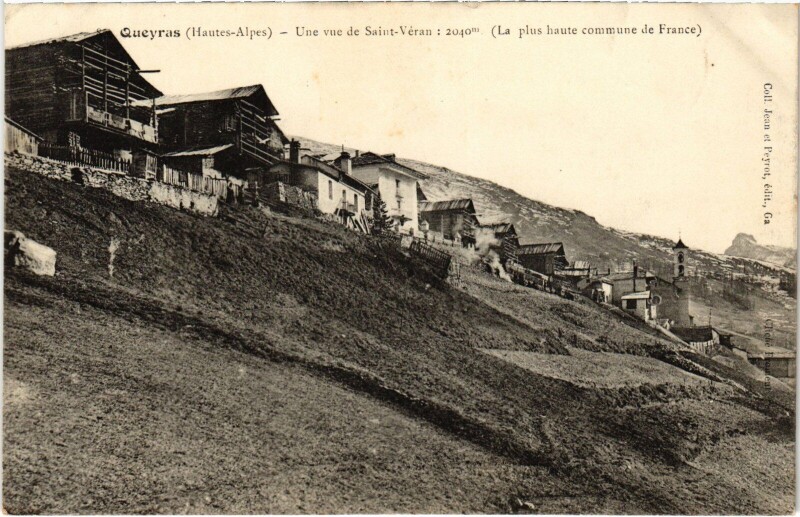 Carte postale ancienne Queyras - Une vue de Saint-Veran