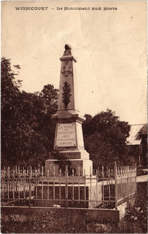 Carte postale ancienne Wignicourt - Le Monument aux Morts à Wignicourt