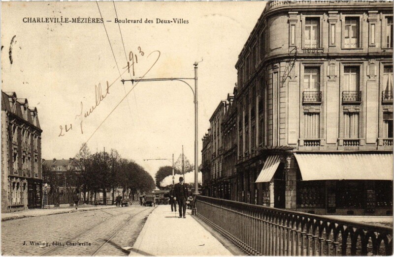 Carte postale ancienne Charleville-Mezieres - Boulevard des Deux-Villes à Charleville-Mézières