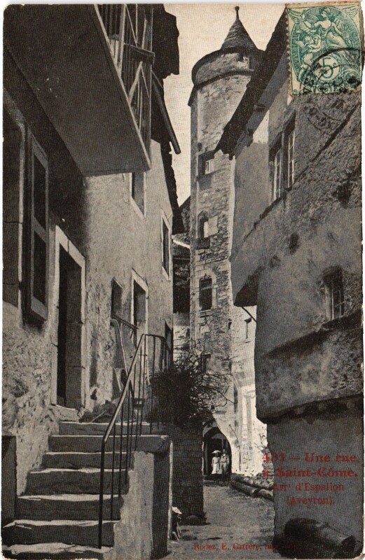Carte postale ancienne Une rue a Saint-Come