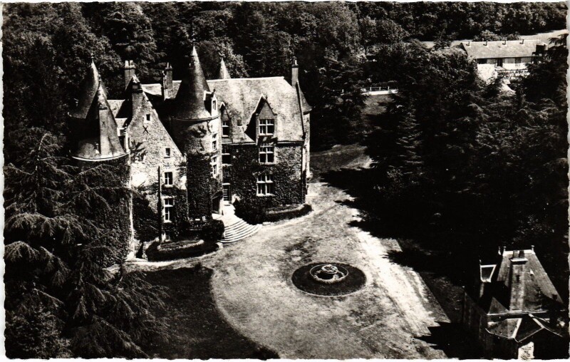 Carte postale ancienne Ruillé - Le Chateau de la CHENUére à Ruillé-en-Champagne