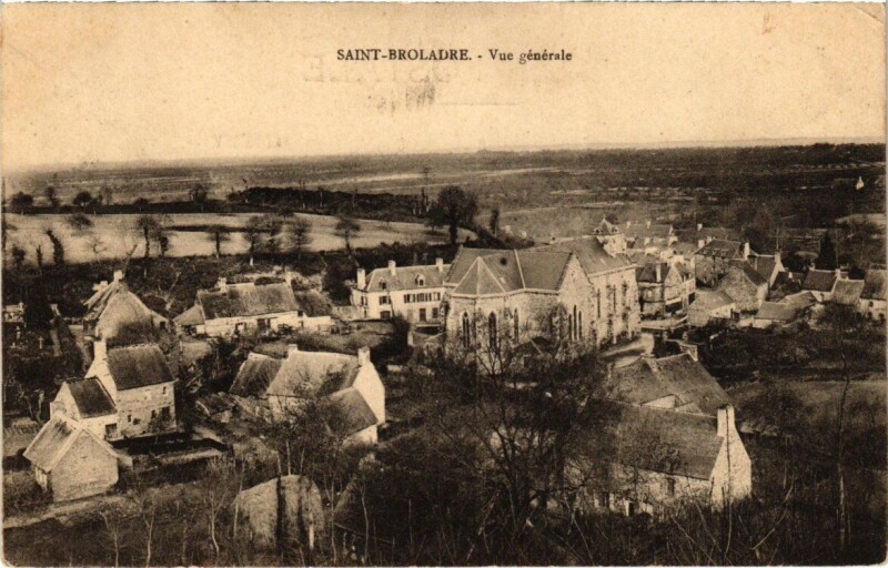 Carte postale ancienne Saint-Broladre - Vue générale à Saint-Broladre