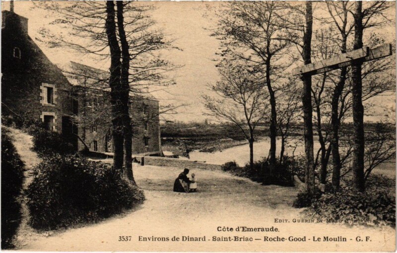 Carte postale ancienne Environs de Dinard - Saint-Briac - Roche-Good - Le Moulin à Dinard