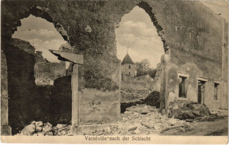 Carte postale ancienne Varneville nach der Schlacht - Town Scene - Ruines