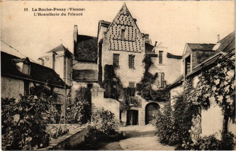 Carte postale ancienne La Roche-Posay - L'Hostellerie du Prieuré à La Roche-Posay