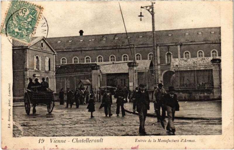 Carte postale ancienne Vienne - Chatellerault