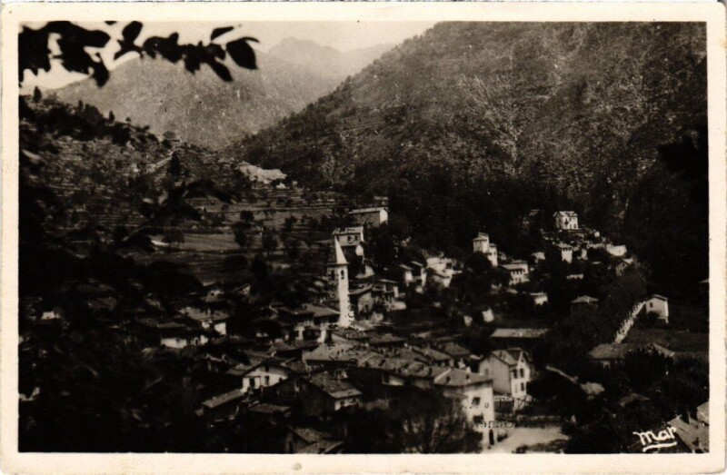 Carte postale ancienne Le Moulinet - alt. 800m Vue Générale à Moulinet
