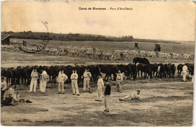Carte postale ancienne Militaire - Camp de Sissonne - Parc d'Artillerie à Sissonne