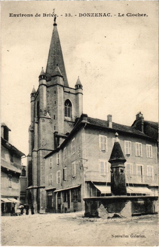 Carte postale ancienne Donzenac - Le Clocher - Environs de Brive à Donzenac