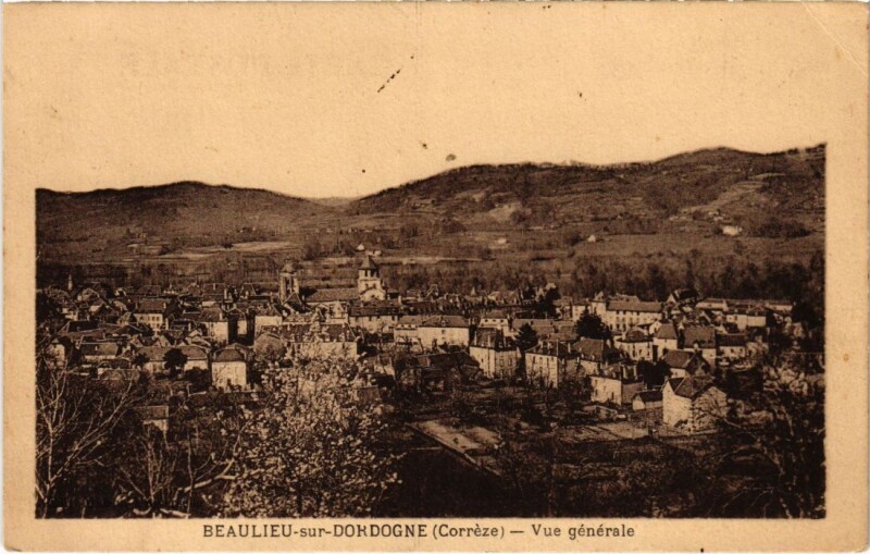 Carte postale ancienne Beaulieu-sur-Dordogne - Vue Generale à Beaulieu-sur-Dordogne