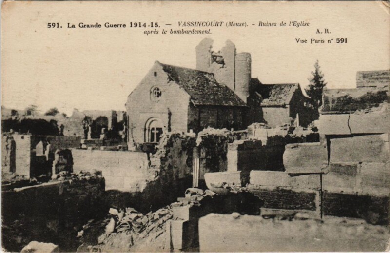 Carte postale ancienne Vassincourt - Ruines de l'eglise à Vassincourt