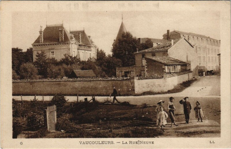 Carte postale ancienne Vaucouleurs - La rue neuve à Vaucouleurs