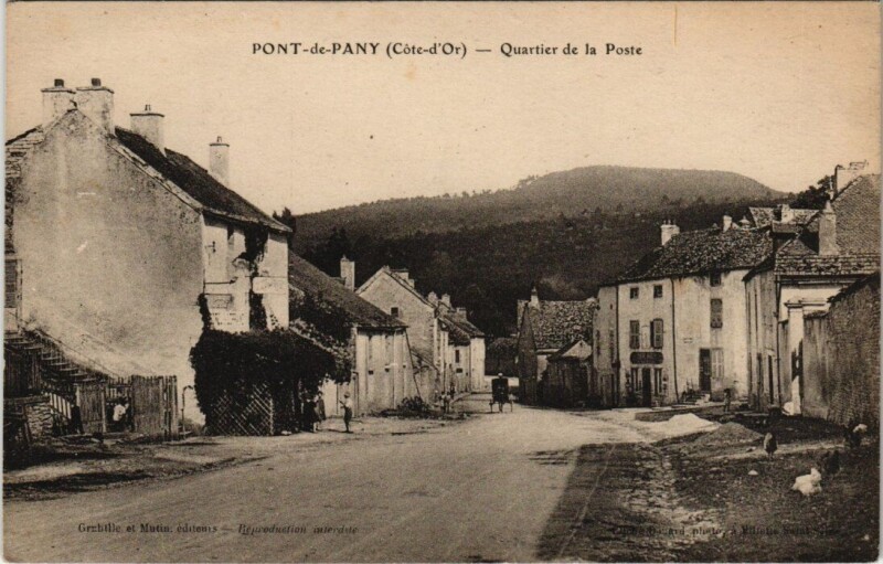 Carte postale ancienne Pont-de-Pany - Quartier de la Poste