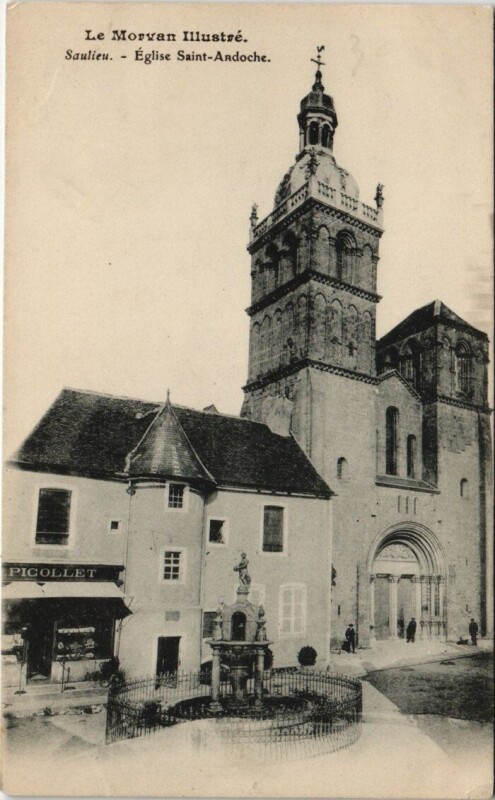 Carte postale ancienne Saulieu - Eglise Saint-Andoche à Saulieu