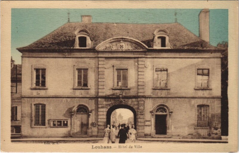 Carte postale ancienne Louhans - Hotel de Ville à Louhans