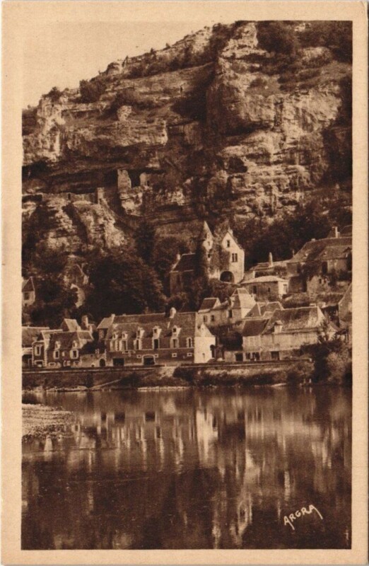 Carte postale ancienne La Roque-Gageac Le Chateau à La Roque-Gageac