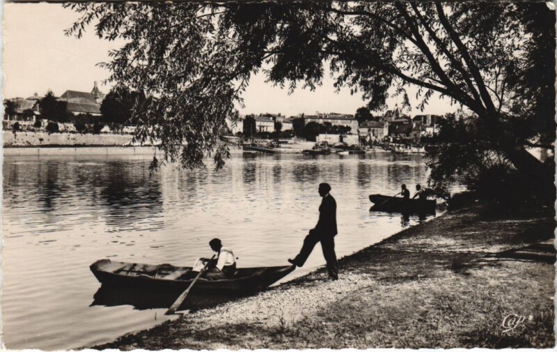 Carte postale ancienne Bergerac - Vue de l'Ile Verte à Bergerac