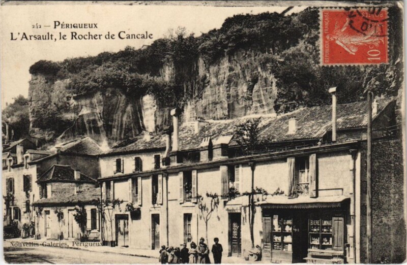 Carte postale ancienne Perigueux L'Arsault le Rocher de Cancale