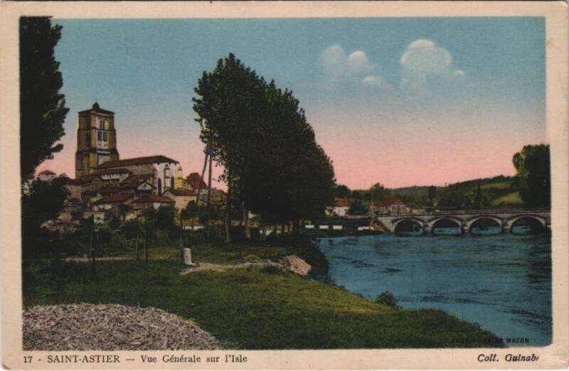 Carte postale ancienne Saint-Aister - Vue générale-sur-l'Isle