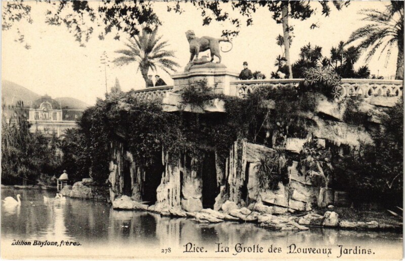 Carte postale ancienne Nice- La Grotte des Nouveaux Jardins France