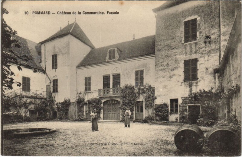 Carte postale ancienne Pommard - Chateau de la Commaraine. Facade à Pommard
