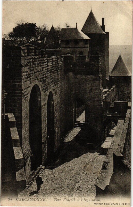 Carte postale ancienne Carcassonne Tour Visigoth et l'Inquisition France à Carcassonne