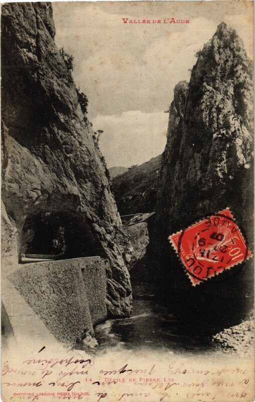 Carte postale ancienne Vallee de l'Aude Defile de Pierre-Lys France