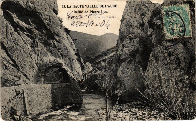 Carte postale ancienne Defile de Pierre-Lys France