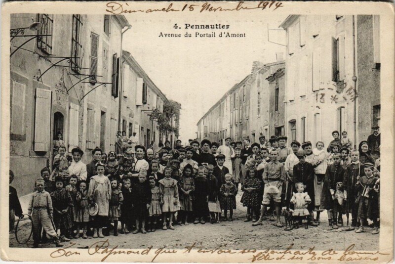 Carte postale ancienne Penautier - Avenue du Portail d'Amont