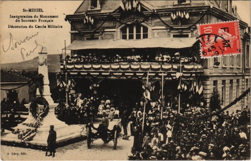 Carte postale ancienne Saint-Mihiel - Inaug. Du Monument du Souvenir Francais à Saint-Mihiel