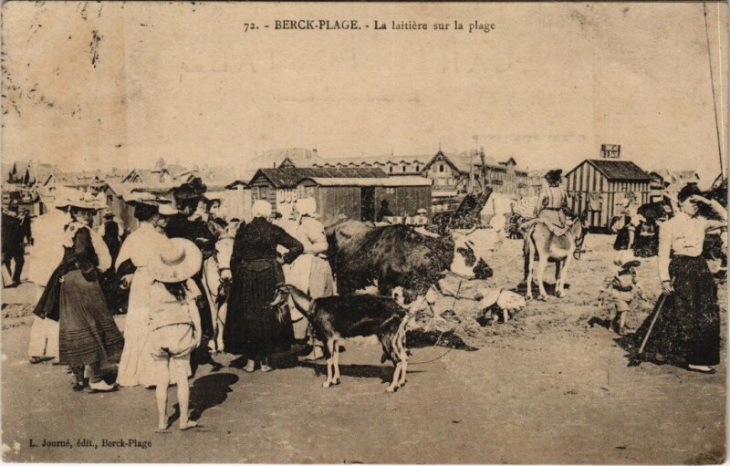 Carte postale ancienne Berck-Plage - La laitiere sur la Plae à Berck