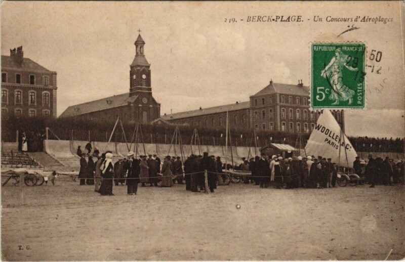 Carte postale ancienne Berck-Plage - Un concours d'Aéroplages à Berck