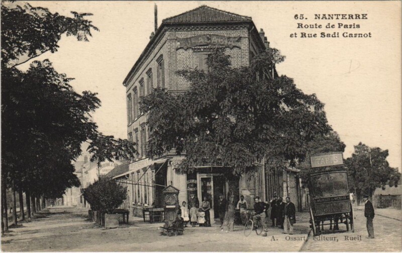 Carte postale ancienne Nanterre - Route de Paris et Rue Sadi Carnot à Nanterre