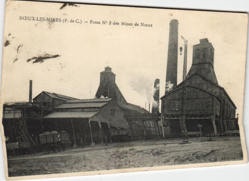Carte postale ancienne Noeux-les-Mines-Fosse des Mines de Noeux à Noeux-les-Mines