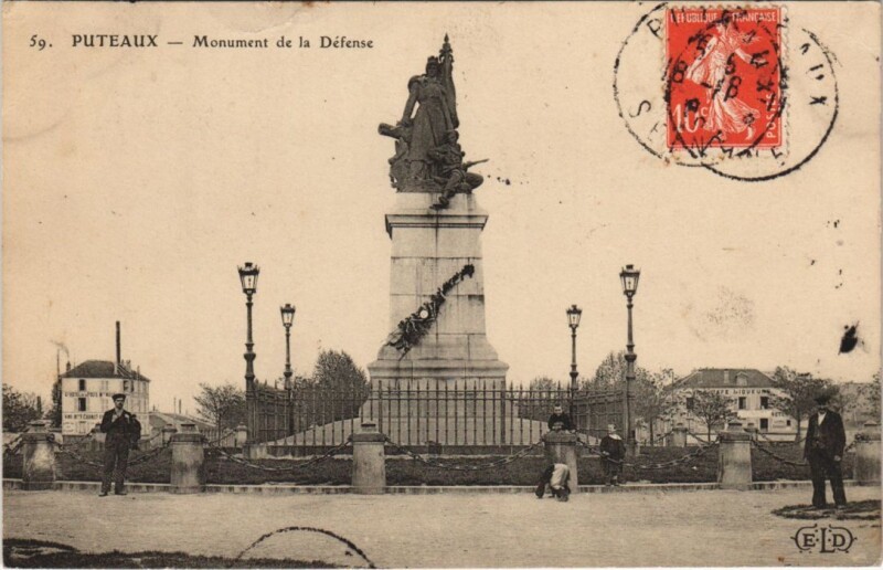 Carte postale ancienne Puteaux - Monument de la Défense à Puteaux