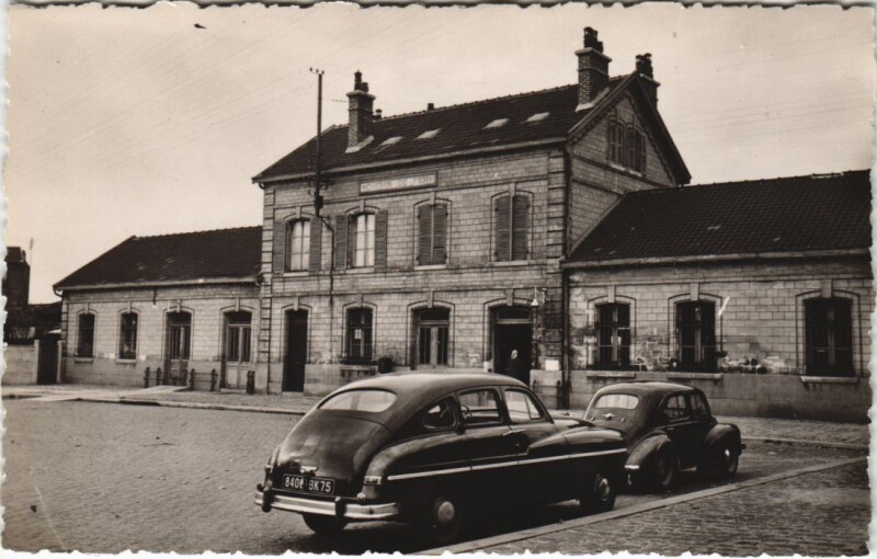 Carte postale ancienne La Courneuve - La Gare à La Courneuve
