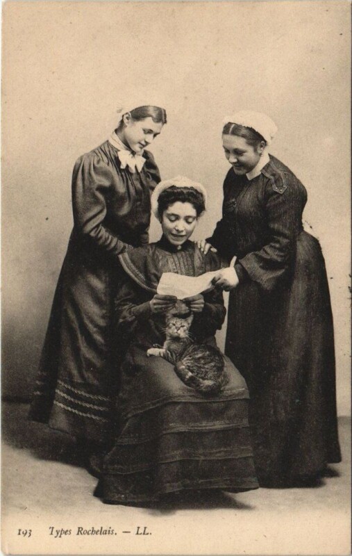 Carte postale ancienne Types Rochelais