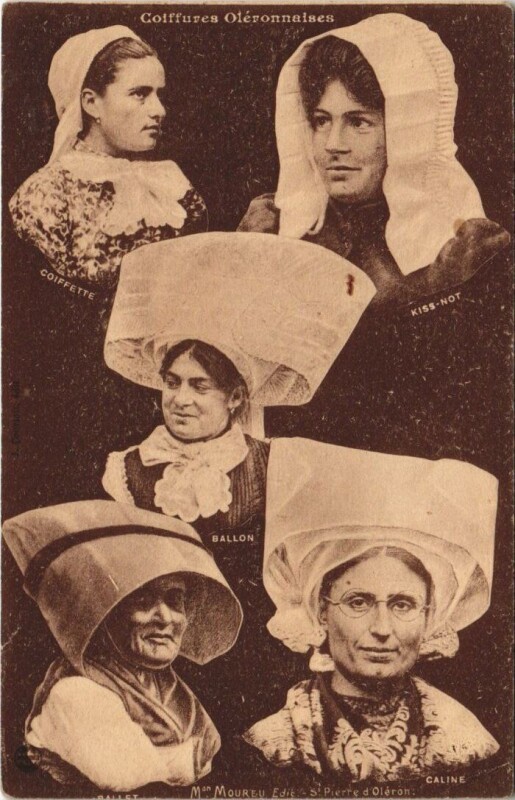 Carte postale ancienne Coiffures Oléronnaises