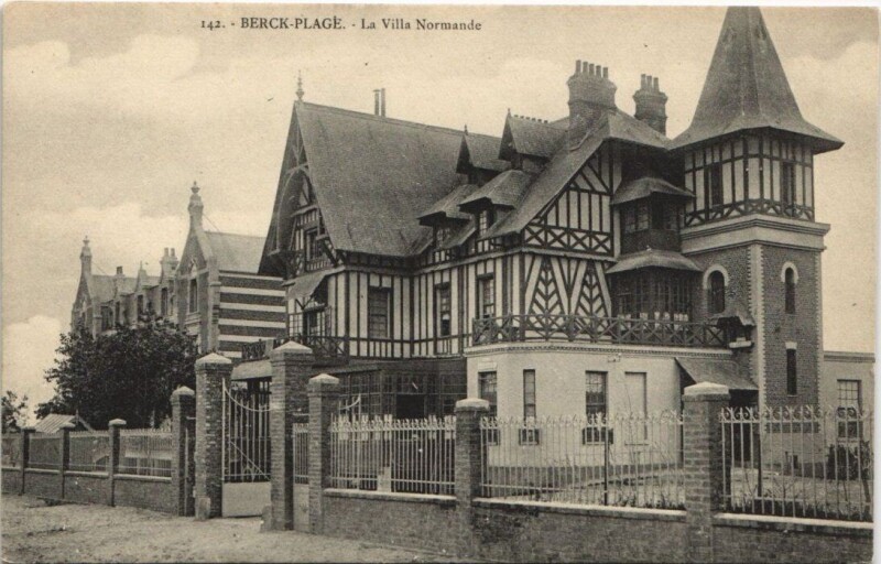 Carte postale ancienne Berck-Plage-La Villa Normande à Berck