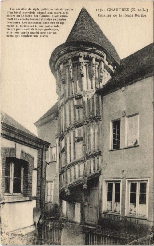 Carte postale ancienne Chartres-Escalier de la Reine Berthe à Chartres