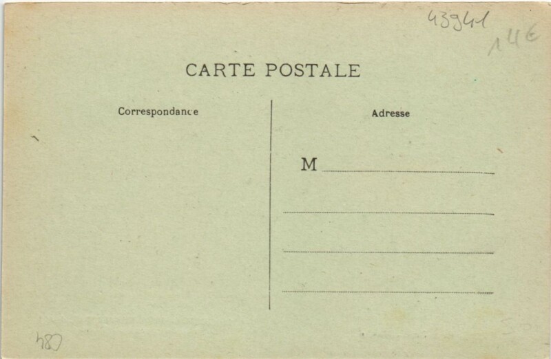 Carte postale ancienne Lepine-Puits-Berault-Rue du Calvaire et la Forge