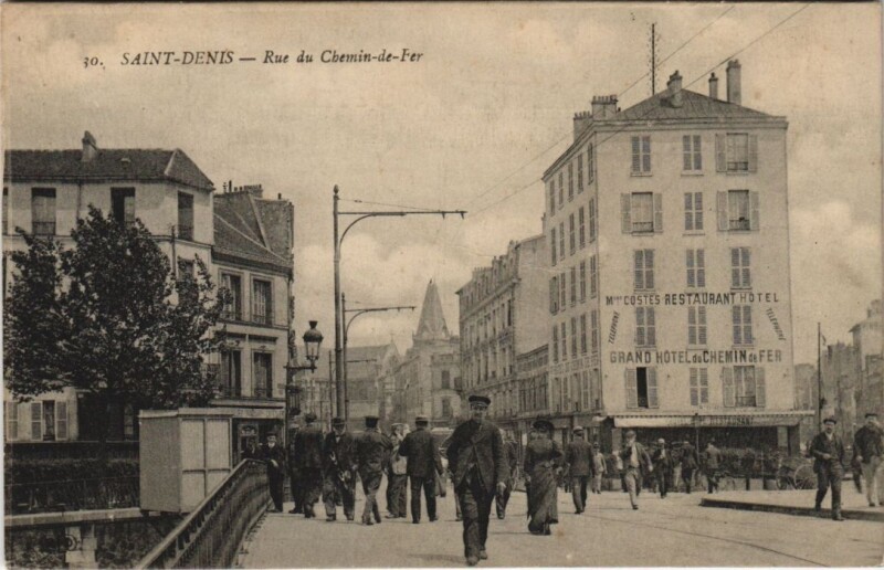 Carte postale ancienne Saint-Denis - Rue du Chemin-de-Fer à Saint-Denis