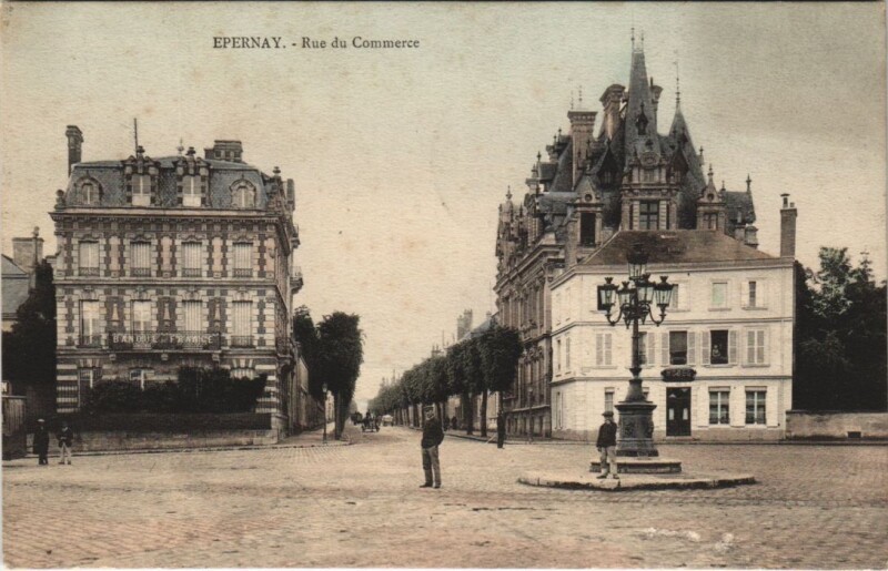Carte postale ancienne Epernay - Rue du Commerce à Épernay